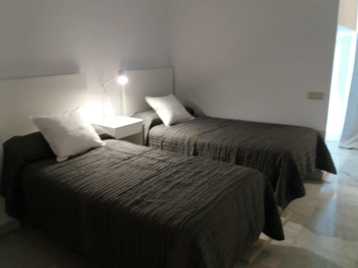 Marbella House Apartamento Duplex מראה חיצוני תמונה